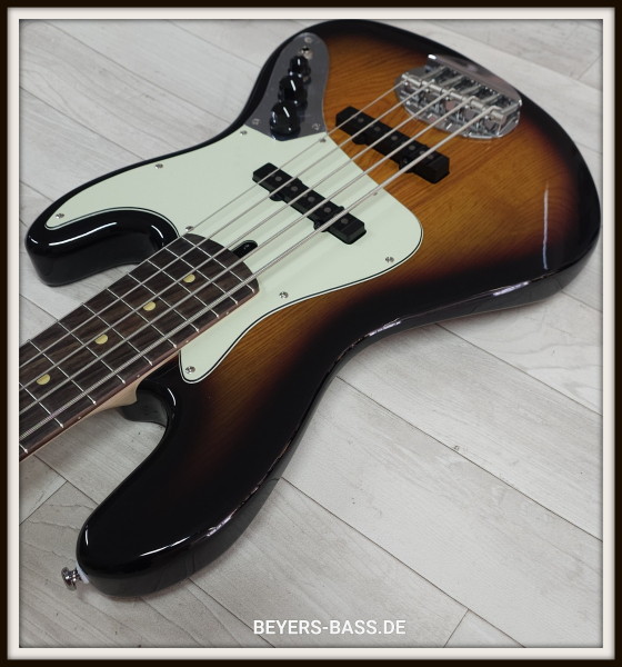 Preview: Lakland Skyline 55-60, 3-Tone Sunburst Gloss